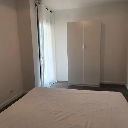 Apartment Prestige, Calme & Terrasse Ensoleillee *
