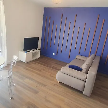 Διαμέρισμα Prestige, Calme & Terrasse Ensoleillee *